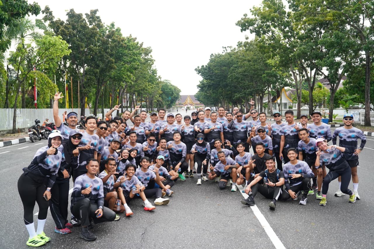 Kapolda Riau Deklarasikan Green Policing Runners, Tanam 100 Pohon Tepi Sungai