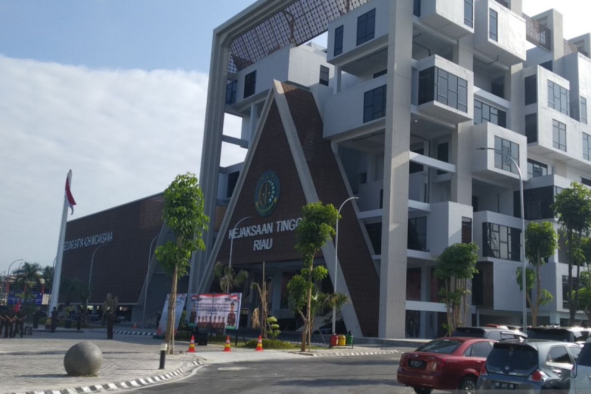 KEJATI Riau Kangkangi Pedoman Jaksa dan SOP Dalam Pelayanan DUMAS. PERTAMAK Riau: Jaksa Agung, Tindak Para Jaksa Nakal. Berpotensi Merugikan Negara Dan Masyarakat